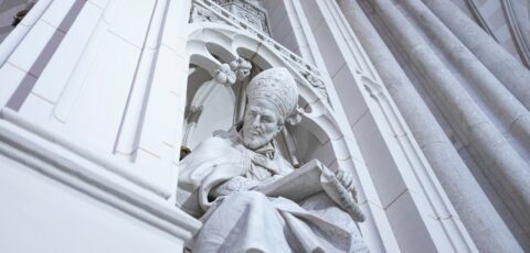 Une représentation de Saint Patrick, mort le 17 mars 461 en Irlande