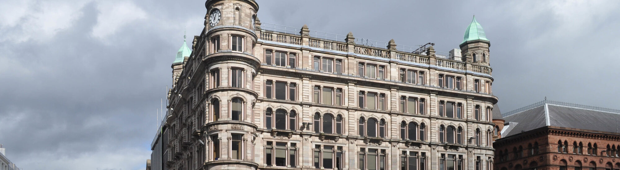 The Robinson & Cleaver building - Phil Beard - cc
