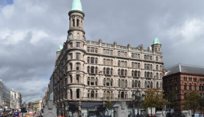 The Robinson & Cleaver building - Phil Beard - cc