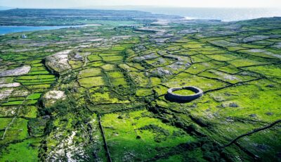 Le Dun Eoghanachta - © David Matthew Lyons