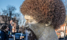 La statue de Luke Kelly sur Guild Street à Dublin - William Murphy - cc