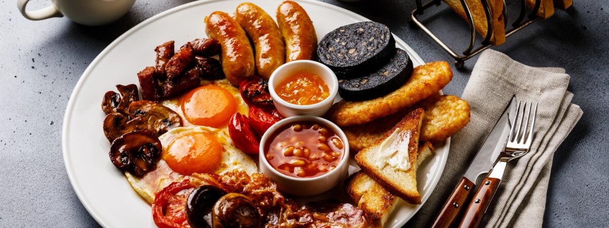 Un irish breakfast traditionnel en Irlande - Shutterstock