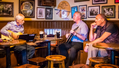 Le Matt Molloy's Pub - Pat O'Malley - cc