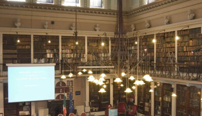 Salle de la Royal Irish Academy - KarenRIA - cc