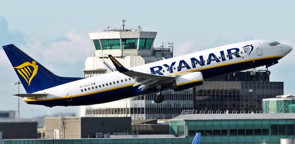 Un avion Ryanair - Riik@mctr - cc