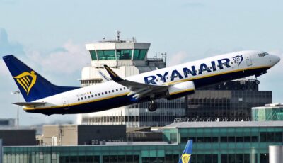 Un avion Ryanair - Riik@mctr - cc