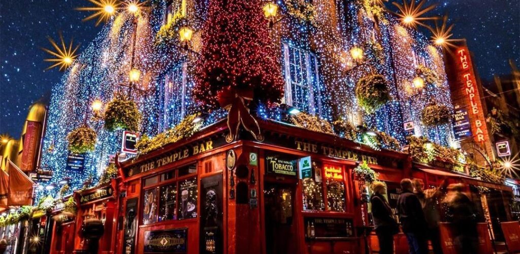 Dublin se pare de ses décorations de Noël, et c’est fabuleux !