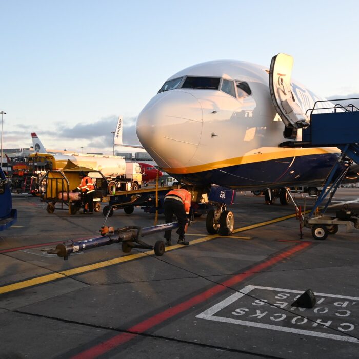 Un avion Ryanair au sein de l'aéroport de Dublin - Simon - cc