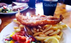 Un fish and chips et sa pinte de Guinness à Galway - Wayne Thume - cc