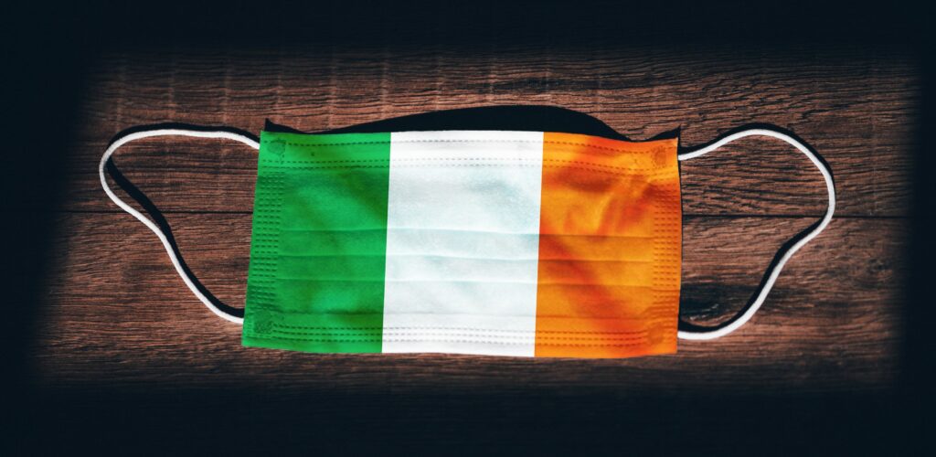 Un masque aux couleurs de l'Irlande - © kovop58 