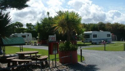 Anchor Caravan Park - https://www.anchorcaravanpark.com/
