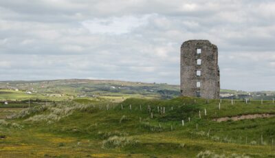 The Dough castle - Robert Linsdell- cc