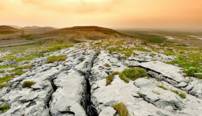 Vue sur le Burren irlandais - © MNStudio