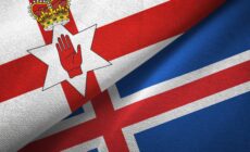 Drapeau de l'Ulster et drapeau de l'Angleterre - © Oleksii