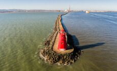 The Great South Wall et le phare de Poolbeg - © Giovanni