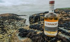 Un whiskey de la Connacht Whisky Distillery