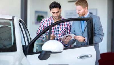 Pensez à l'assurance de voitre voiture ! - © luckybusiness