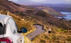 Une voiture en Irlande - © mark_gusev