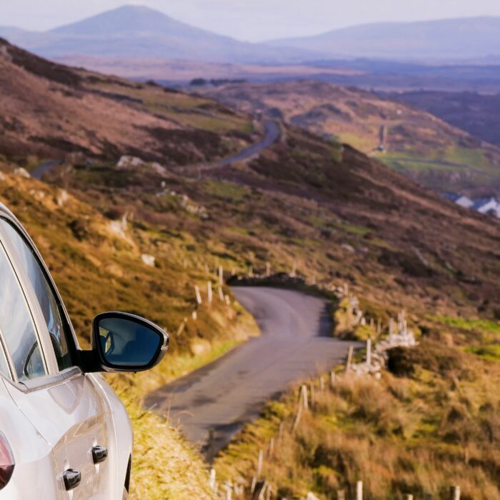 Une voiture en Irlande - © mark_gusev