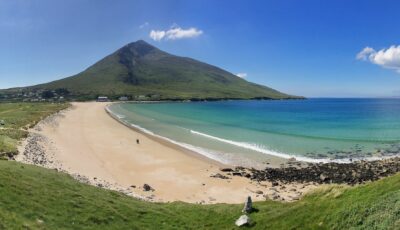 Vue sur la Dugort beach - Michael Foley - cc