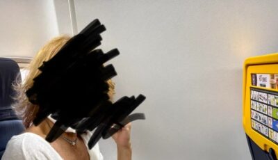 Paula Sanchez montre l'absence de hublot sur un Tweet