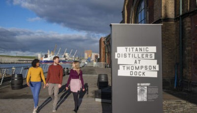 Accès à la Titanic Distillers - © Tourism Ireland. © Chris Hill Photographic