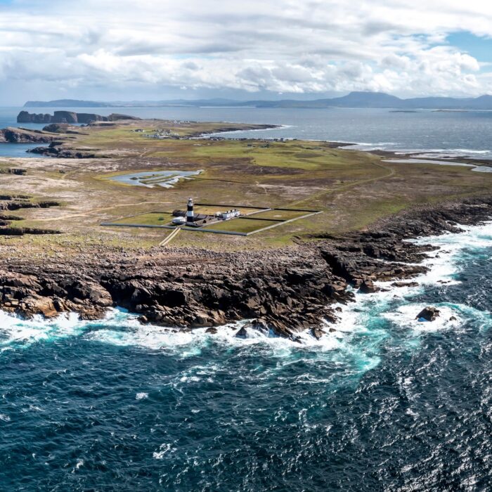 Tory Island Lighthouse - © Lukassek