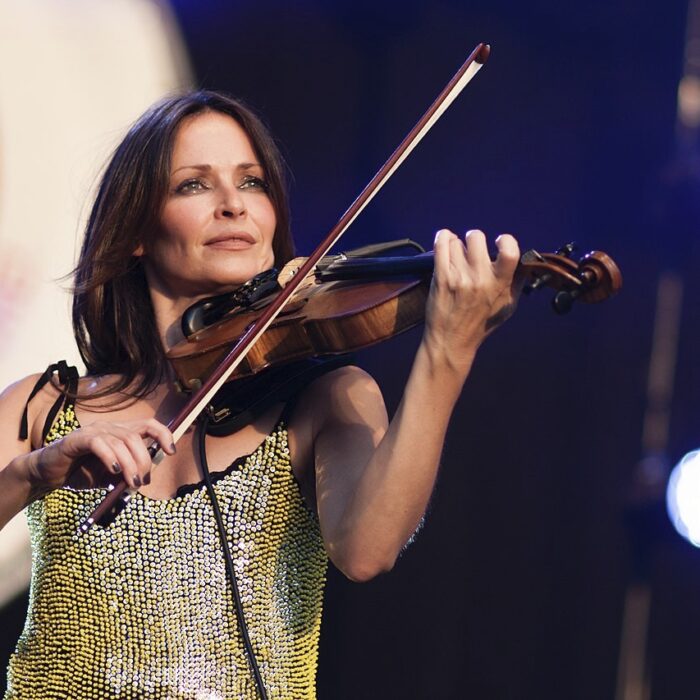 Saron Corr - Sharon Corr @ Brussels Summer Festival 2012 - cc