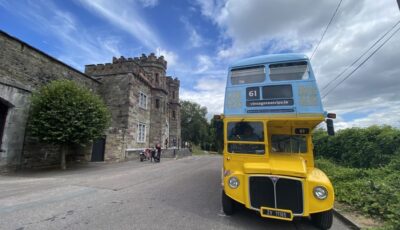 Cork : Voyage en bus vintage avec thé de l'après-midi