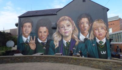 Derry : Visite des lieux de tournage de l'émission télévisée Derry Girls