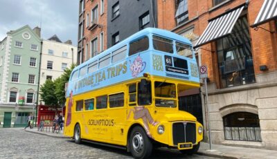 Dublin : visite en bus vintage et afternoon tea