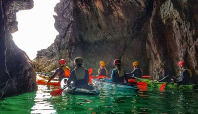 Fethard : Excursion en kayak de mer dans la péninsule de Hook avec équipement.