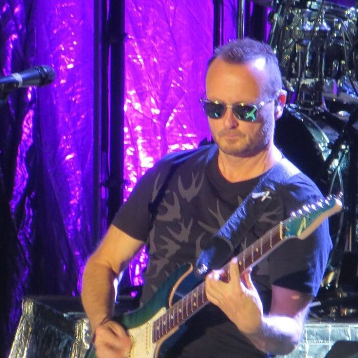 Jim Corr - Tibor Pallerman - cc