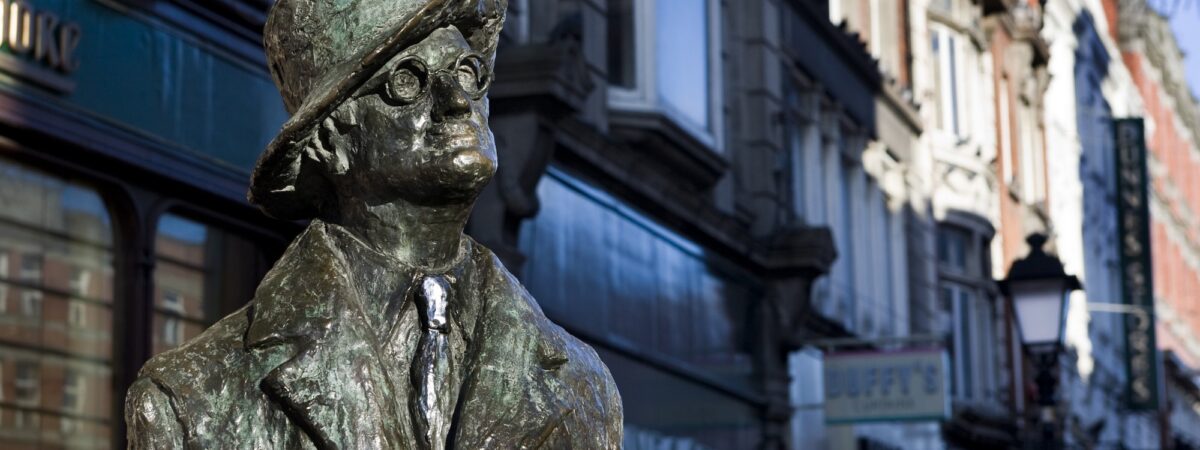 Statue de James Joyce, père du personnage de Leopold Bloom - © Dave Walsh