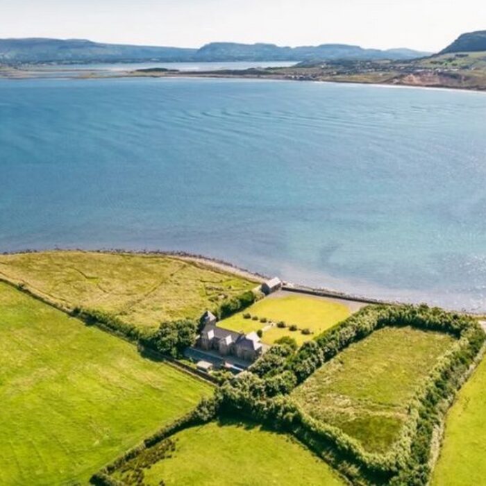 Vue sur la Old Coastguard Station in Dromard - MyHome.ie