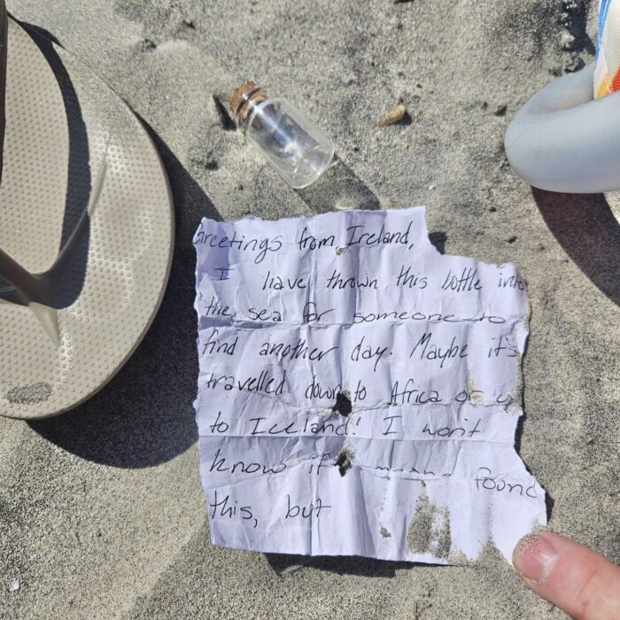 Message d'une bouteille à la mer - The Wildwood Sun by the Sea Magazine