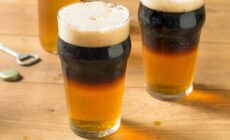 Un Black and Tans Cocktail - © rent Hofacker