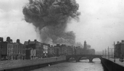 The Four Courts bombed during the Battle of Dublin - Public Domain