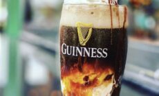 Une pinte de Guinness Float - Mo's Irish Pub Wauwatosa