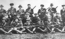 Une brigade de l'IRA - Public domain