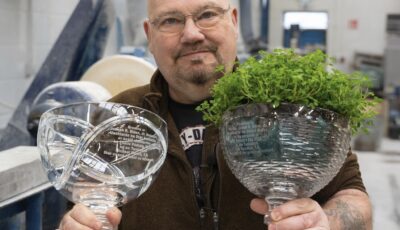 Sean Daly, Gründer von Dingle Crystal - Facebook