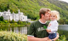 Voyager avec un bébé est facile en Irlande - © romrodinka - Getty Images