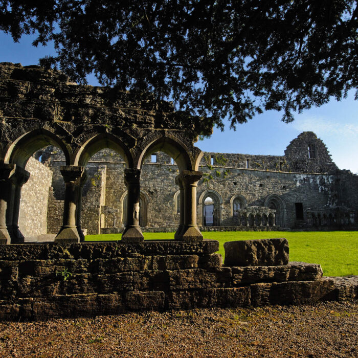 Cong Abbey - ©Sean Tomkins - Failte Ireland