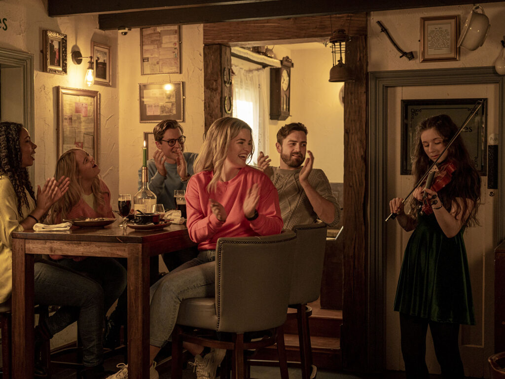 Une session de musique irlandaise dans un irish pub - © 2022 Rob Durston, All Rights Reserved