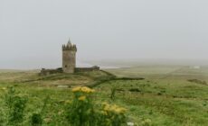 Doonagore castle - Photo de Aldo De La Paz sur Unsplash