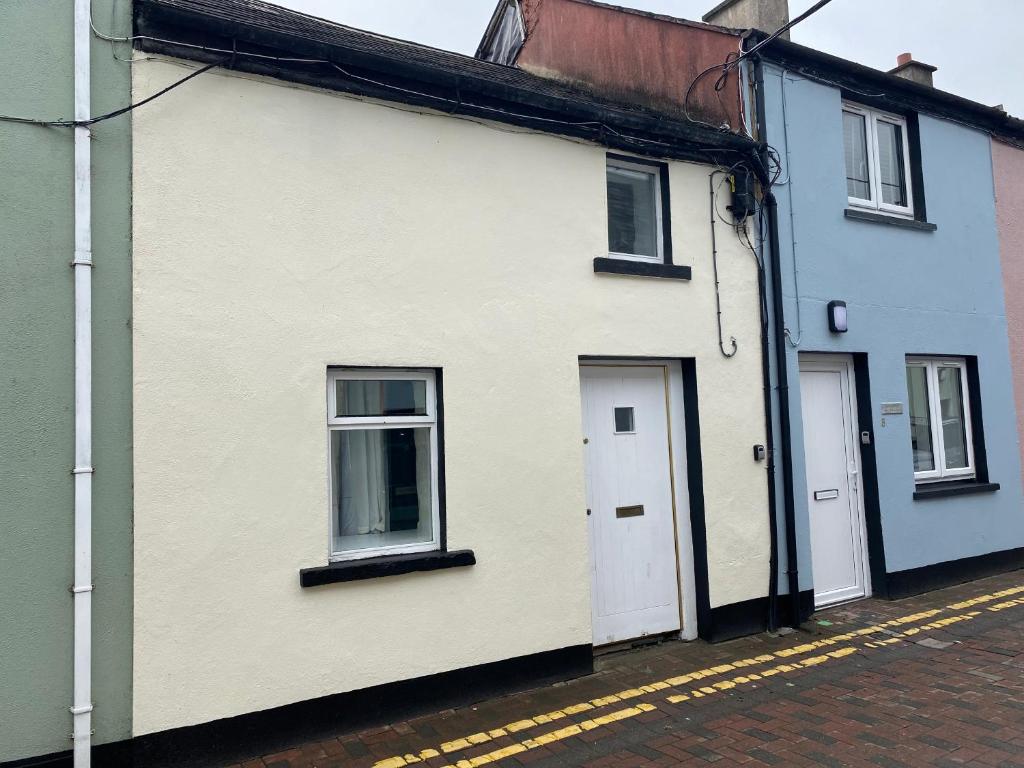 2 Bed Townhouse Eyre Square City Centre