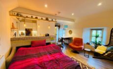 3 Bed Apartment/Explore the Area/Enjoy our Pub