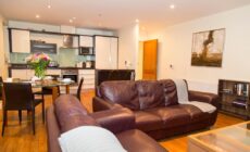 City 3 Bedroom Ensuited apartment with parking