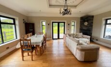 Corndulla cottage house