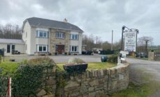 Douglasha House V93RX64